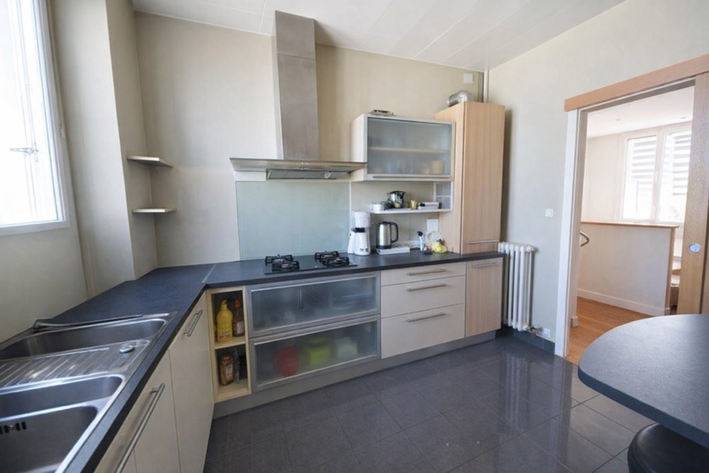 À VENDRE - APPARTEMENT DE 77 M2 - DERNIER ETAGE -2 CHAMBRES (POSSIBLE 3) - DALLE BETON - FAIBLE CHARGES - DPE D photo 5