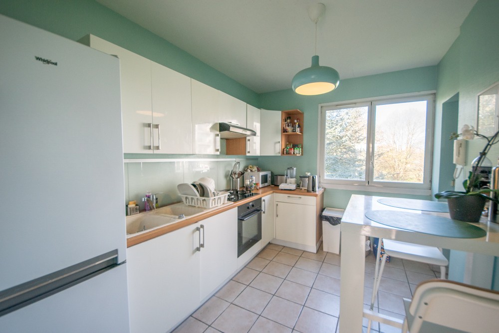 APPARTEMENT - T5 - 4 CHAMBRES - COLOCATION EN PLACE - IDEAL INVESTISSEUR - DPE D - BALCON. photo 2