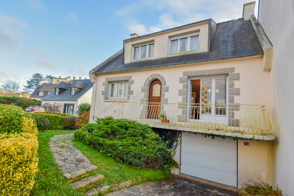 MAISON 125M² DE 1970 - 4 CHAMBRES - SOUS-SOL INTEGRAL - SUR TRRAIN CLOS DE 285M²