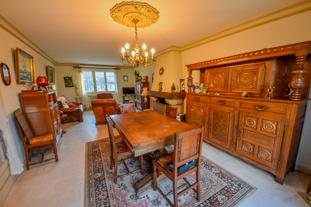 MAISON 125M² DE 1970 - 4 CHAMBRES - SOUS-SOL INTEGRAL - SUR TRRAIN CLOS DE 285M² photo 3