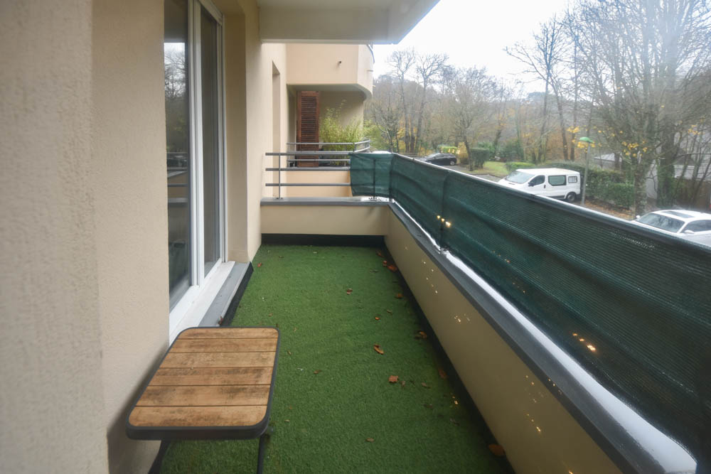 À VENDRE - APPARTEMENT DE 36 M2 - ANNÉE 2000 - SANS TRAVAUX - DALLE BÉTON - ASCENSEUR - BALCON DE 4 M2 - BOX SÉCURISÉ - PARTIES COMMUNES RÉNOVÉES photo 4