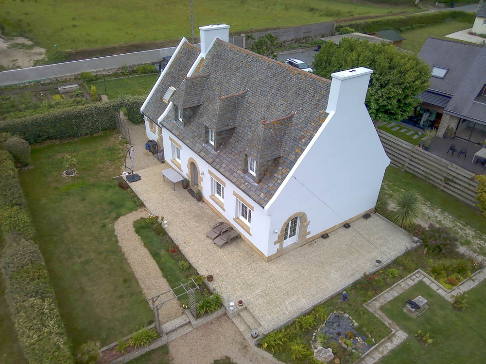 MAISON T7 DE 160M² SUR 1300 M² DE TERRAIN - ESPACE DE VIE TRIPLE - 5 CHAMBRES - VUE MER BAIE CARANTEC - DOMOTIQUE - RENOVATION 2018 - IDEAL FAMILLE - RARE