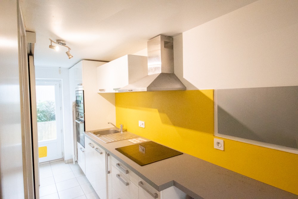 BREST - DOURJACQ - MAISON 122M² - 5 PIECES - STUDIO AMENAGE - GRANDE PIECE DE VIE - JARDIN CLOS - SECTEUR RECHERCHE photo 2
