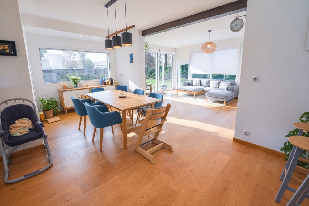 MAISON INDIVIDUELLE T7 DE 1999 175M² - 4 CHAMBRES POSSIBLE 5 - SUR TERRAIN CLOS DE 870M² photo 4