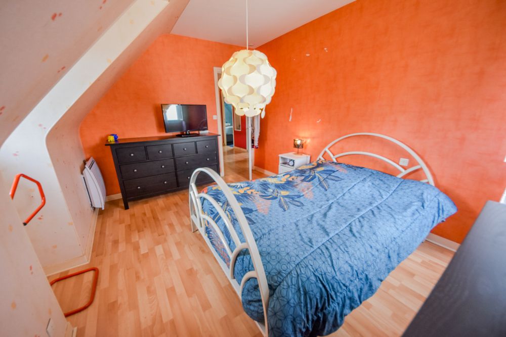 MAISON INDIVIDUELLE T7 131M² - 4 CHAMBRES - SOUS-SOL COMPLET SUR TERRAIN CLOS DE 1000M² photo 5