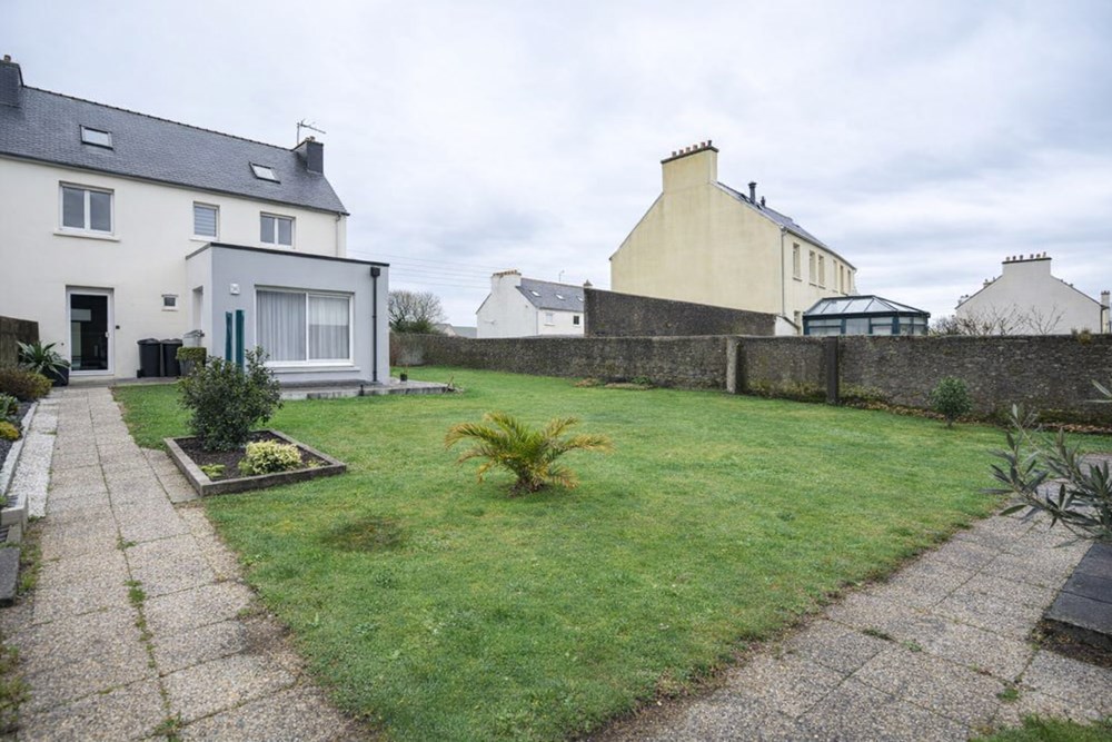 MAISON DE 120M2 - 6 CHAMBRES - SANS TRAVAUX - JARDIN CLOS - POMPE A CHALEUR AIRE /EAU - FENETRES PVC - DPE C
