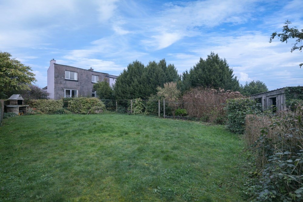 MAISON 95 M2 (142M2 UTILE) - 4 CHAMBRES - JARDIN AU CALME - EXPO SUD-OUEST - SOUS-SOL COMPLET - GARAGE - BEAU POTENTIEL