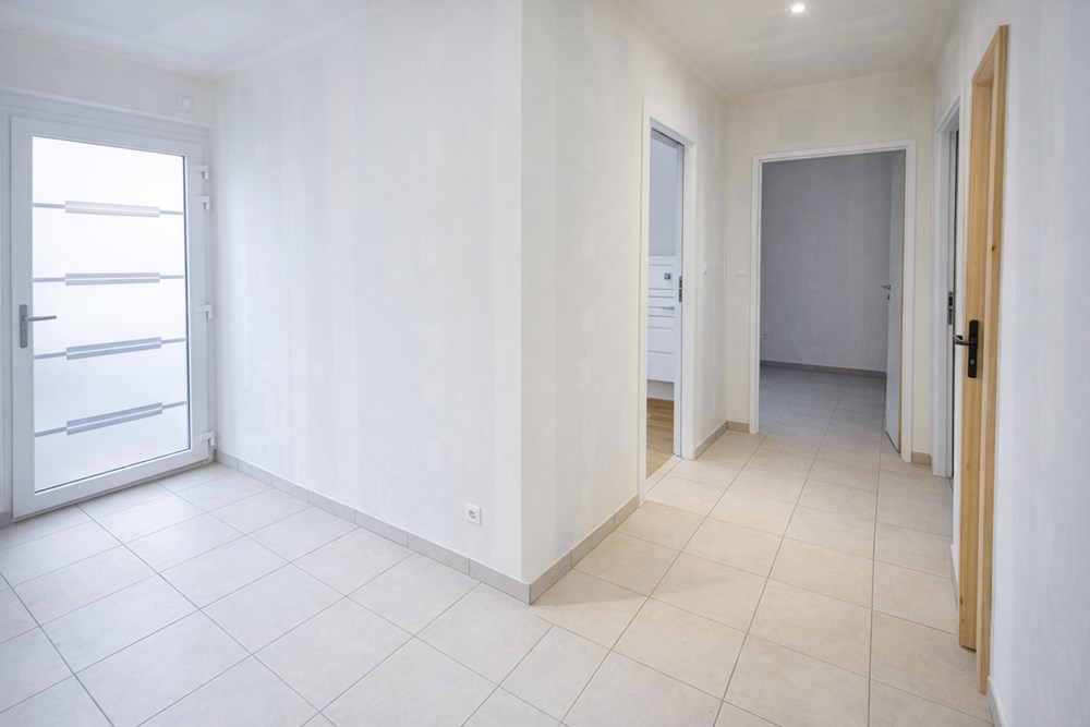 MAISON DE PLAIN PIED NEUVE - 3 CHAMBRES - ATELIER - TOUT A L'EGOUT - SUR TERRAIN DE 400M² photo 5