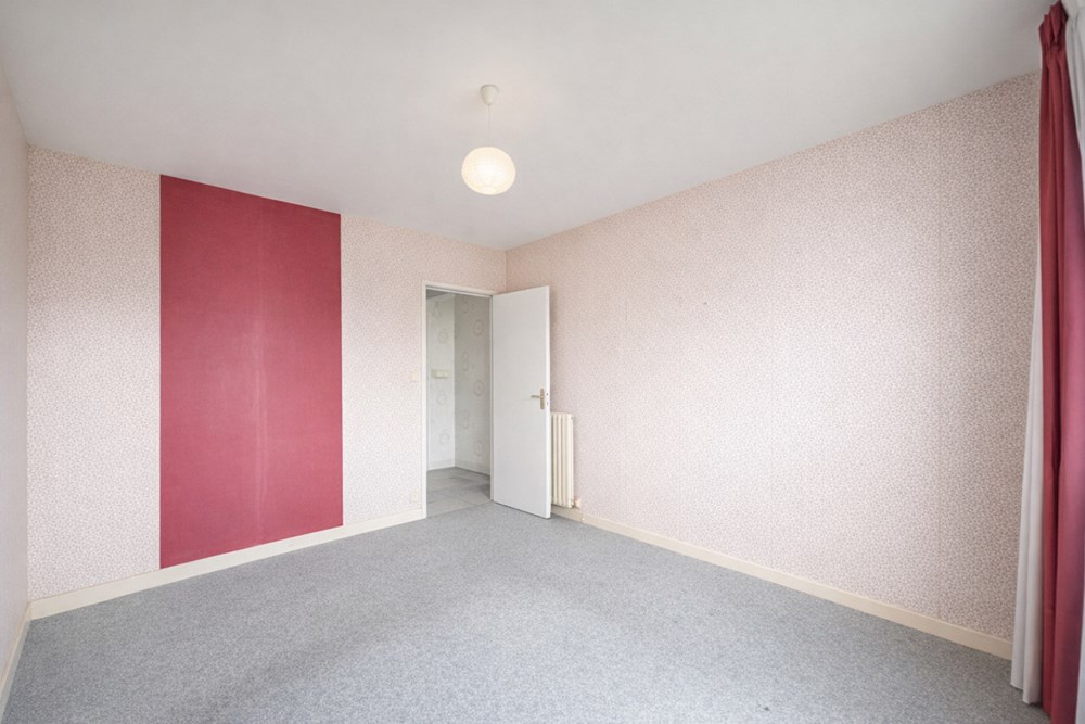 APPARTEMENT - T3 - 2 CHAMBRES - BALCON - DPE D - LUMINEUX - PLACE DE PARKING - ETAGE INTERMEDIAIRE - ASCENSEUR - DALLE BETON. photo 5