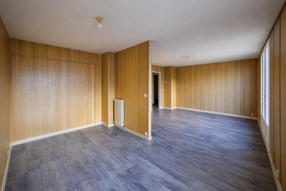 APPARTEMENT T5 84M² - 3 CHAMBRES POSSIBLE 4 - GARAGE EN OPTION - DALLE BETON - BEAU POTENTIEL