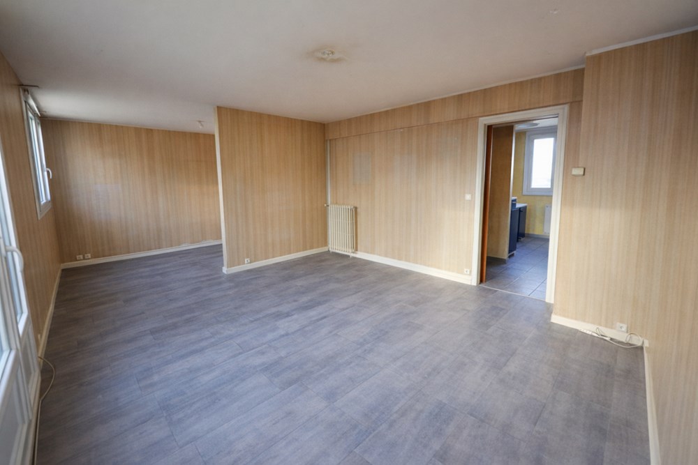APPARTEMENT T5 84M² - 3 CHAMBRES POSSIBLE 4 - GARAGE EN OPTION - DALLE BETON - BEAU POTENTIEL photo 5