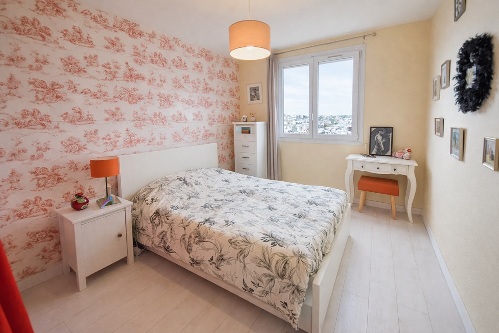 APPARTEMENT 68M² T3 - 2 CHAMBRES - DERNIER ETAGE - DALLE BETON - LUMINEUX - AUCUNS TRAVAUX photo 4