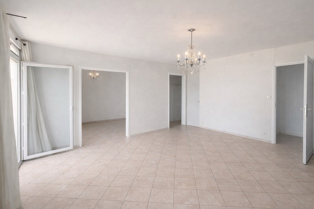 APPARTEMENT - T4 - 2 CHAMBRES - VUE MER - DALLE BETON - ASCENSEUR - PROCHE GARE - DPE D - GARAGE EN OPTION. photo 3
