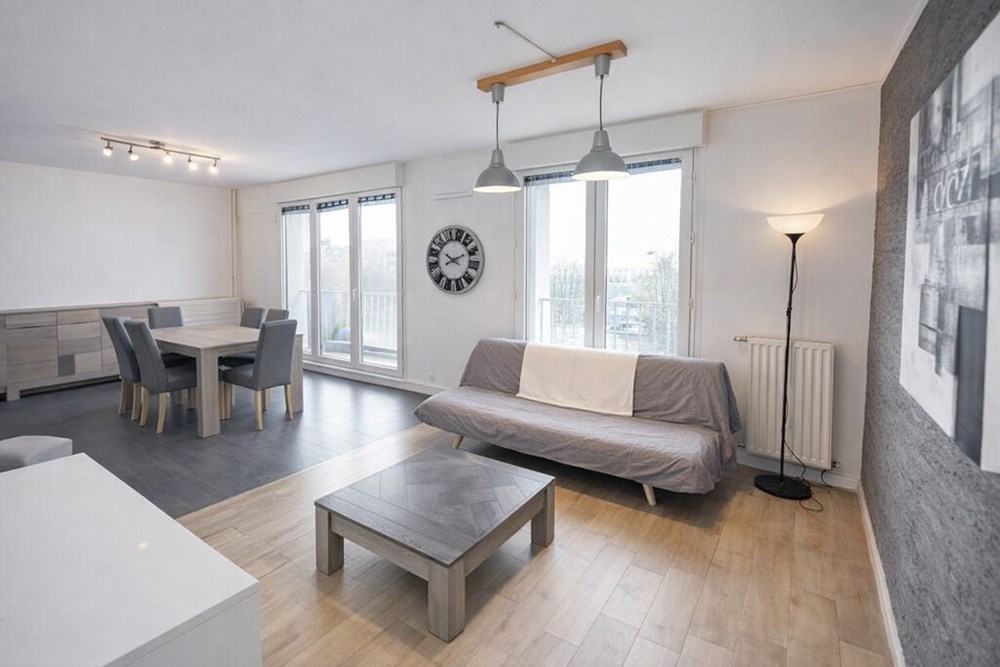 APPARTEMENT 77M² T5 - DALLE BETON - 2 CHAMBRE POSSIBLE 3 - IDEAL COLOCATION - BEAU POTENTIEL photo 3