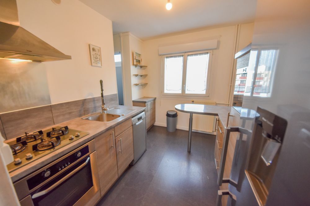 APPARTEMENT 77M² T5 - DALLE BETON - 2 CHAMBRE POSSIBLE 3 - IDEAL COLOCATION - BEAU POTENTIEL photo 2