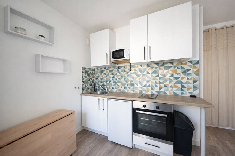 STUDIO 17 M2 A SAINT-MARC - REFAIT A NEUF - DALLE BETON - EXCELLENT DPE : C - COUP DE COEUR photo 2
