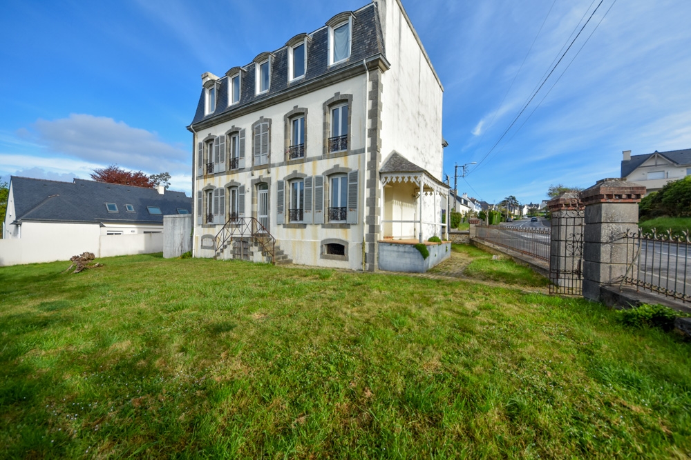 IMMEUBLE D'INVESTISSEMENT 3 ETAGES - 6 APPARTEMENTS AVEC UN GARAGE SUR TERRAIN DE 676M² photo 4