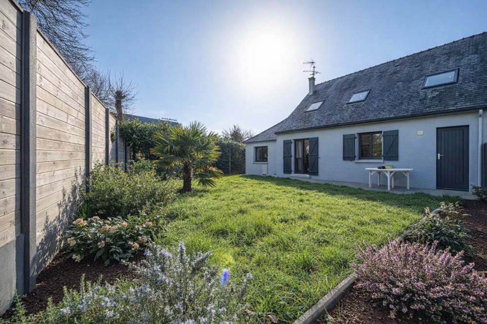 MAISON 136 M²- T5 - 3 CHAMBRES POSSIBLE 4 - DPE D - QUARTIER CALME - EN IMPASSE - SOUS SOL COMPLET - RARE SUR LE MARCHE
