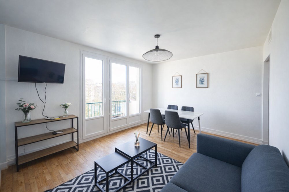 RUE BRAILLE - APPARTEMENT DE 73 M2 - SANS TRAVAUX - DERNIER ETAGE - 3 CHAMBRES - DALLE BETON - CHAUFFAGE ELECTRIQUE - FAIBLES CHARGES - CAVE photo 2