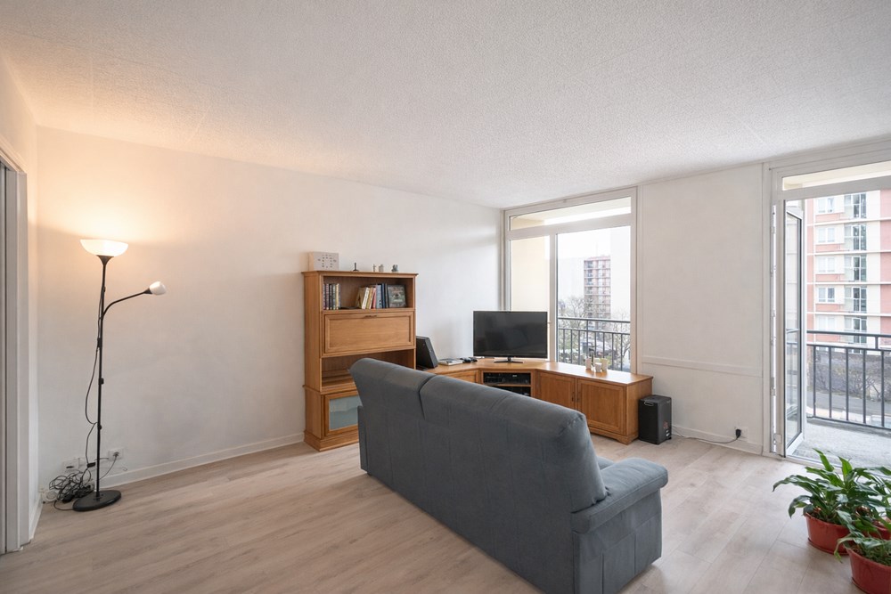 APPARTEMENT - T3 - 2EM ETAGE - 2 CHAMBRES - IDEALEMENT SITUE - DPE D - BALCON - ASCENSEUR photo 5