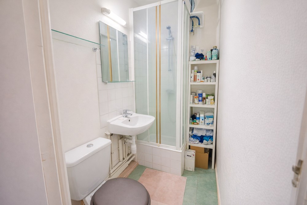 APPARTEMENT T2 39M² - 1 CHAMBRE - LOCATAIRE EN PLACE EN NON MEUBLE - CAVE - FAIBLES CHARGES photo 5