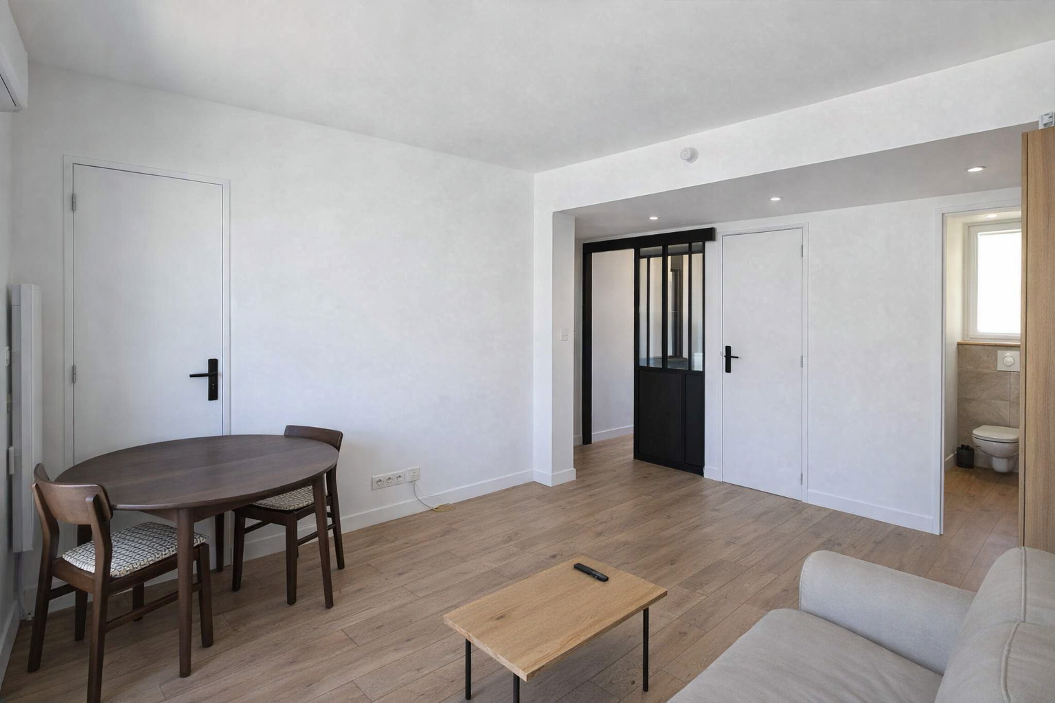 APPARTEMENT T4 - 3 CHAMBRES AVEC DRESSING - PIECE DE VIE AVEC CUISINE US - GARAGE EN OPTION - AUCUNS TRAVAUX - COUP DE COEUR - RARE photo 4