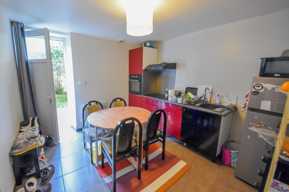 APPARTEMENT T2 44M² - 1 CHAMBRE - DALLE BETON - TERRASSE ET JARDIN - CAVE BETONEE - LOCATAIRE EN PLACE photo 3