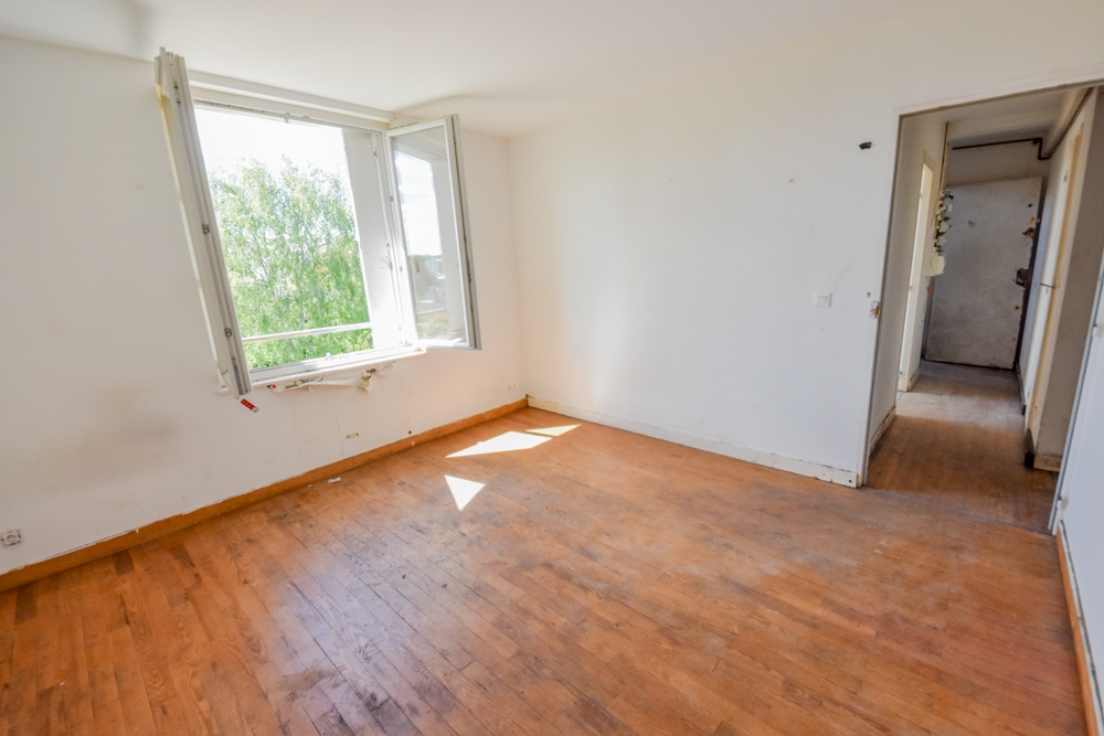 IMMEUBLE EN MONOPROPRIETE AVEC LOT DE 10 GARAGES - DALLE BETON - 385M² - A RENOVER TOTALEMENT photo 5