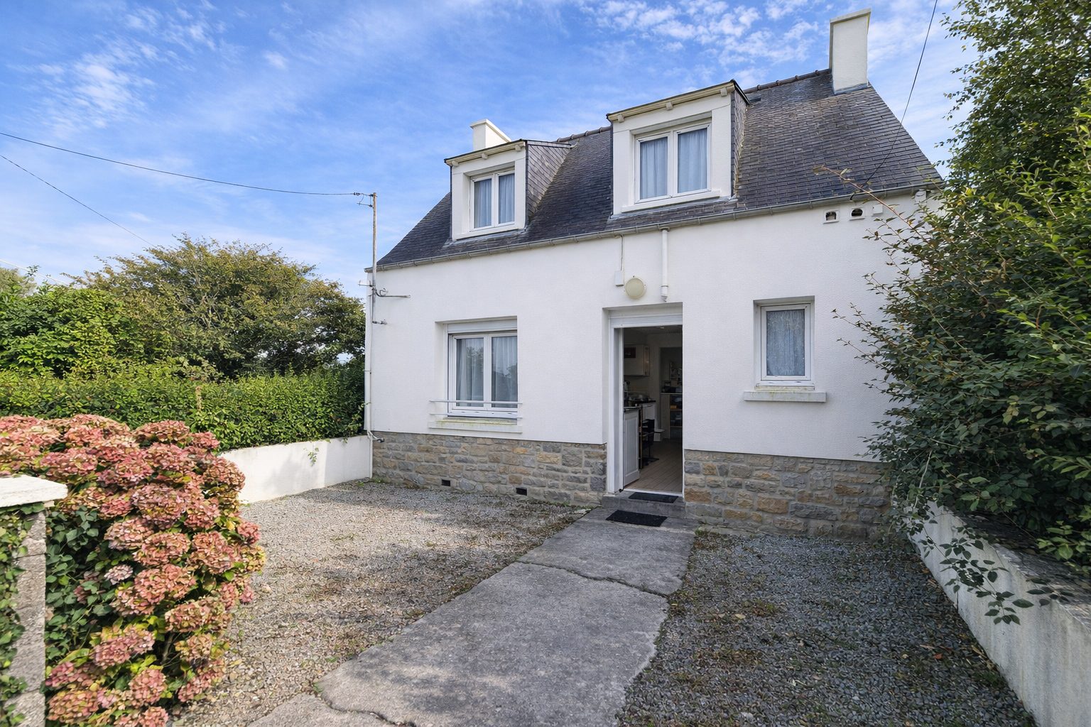 MAISON DE VILLE T5 87M² DE 1947 - 3 CHAMBRES POSSIBLE 4 - BEAU POTENTIEL DANS UN SECTEUR RECHERCHE