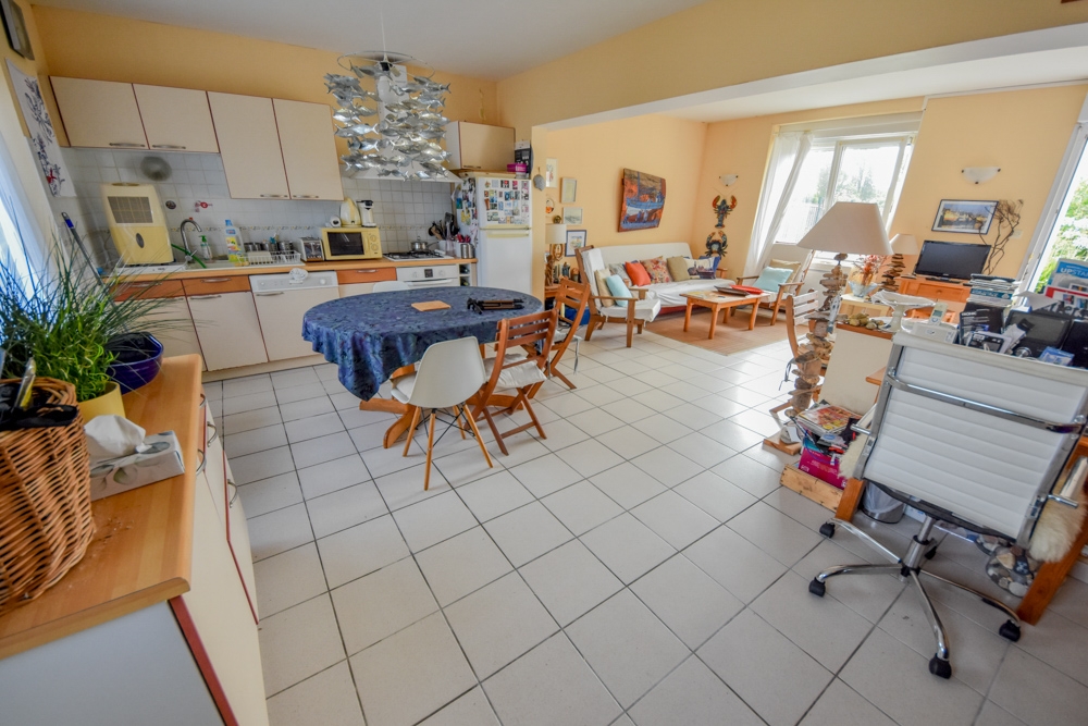 MAISON DE VILLE T5 87M² DE 1947 - 3 CHAMBRES POSSIBLE 4 - BEAU POTENTIEL DANS UN SECTEUR RECHERCHE photo 4