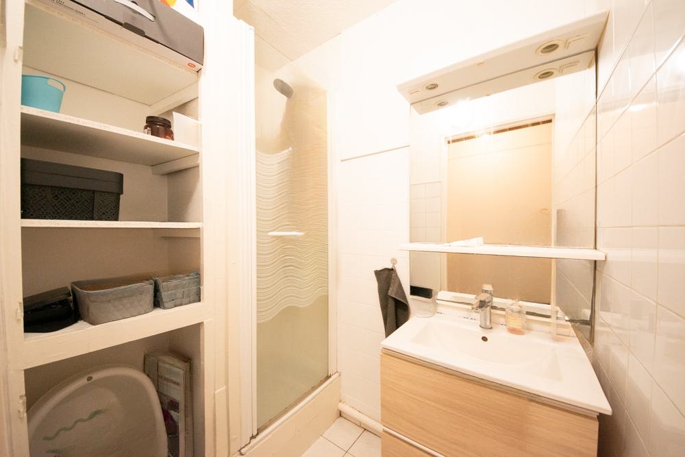 APPARTEMENT T3 - RUE SAINT POL ROUX - 51M2 - DALLE BETON - 1ER ETAGE - FENETRES PVC DOUBLE VITRAGE - CHAUFFAGE ELECTRIQUE photo 5
