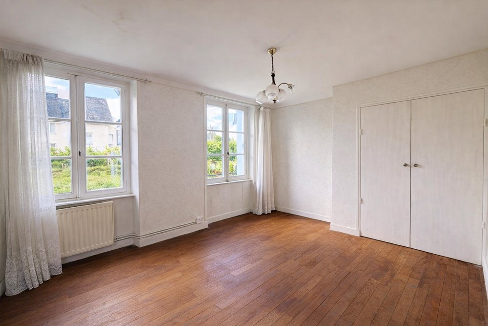 MAISON - T4 - 3 CHAMBRES -BEAU POTENTIEL - DPE E - GARAGE SUR TERRAIN CLOS DE 336M² photo 5