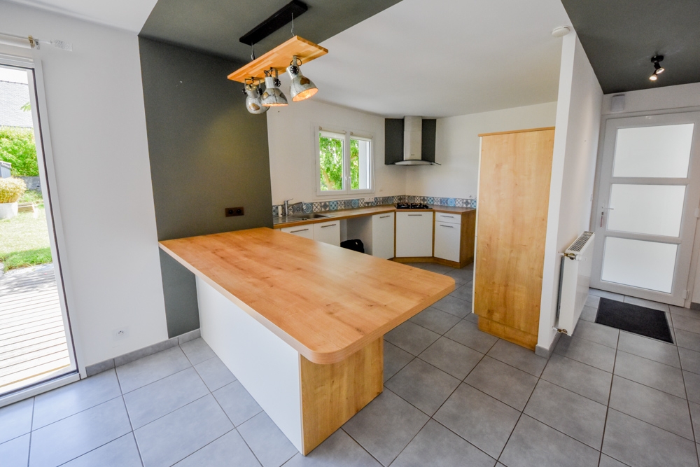 MAISON INDIVIDUELLE DE 2018 T6 128M² - 4 CHAMBRES - TERRAIN CLOS 400M² - BEAU POTENTIEL photo 4