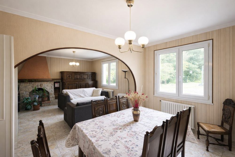 MAISON T7 DE 135M2 HABITABLE + SOUS-SOL DE 90M2 - 6 CHAMBRES -TERRAIN DE PLUS DE 6 000 M² - VERGER POMMES KIWIS - EXCELLENT DPE B photo 5