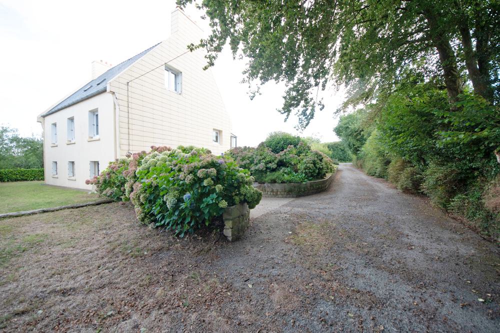 MAISON T7 DE 135M2 HABITABLE + SOUS-SOL DE 90M2 - 6 CHAMBRES -TERRAIN DE PLUS DE 6 000 M² - VERGER POMMES KIWIS - EXCELLENT DPE B photo 4