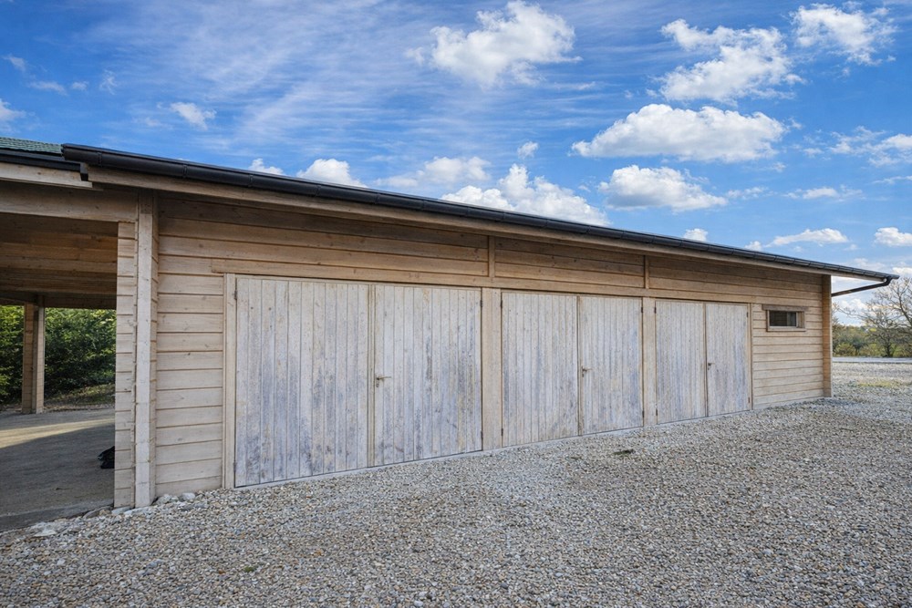LAZ - MAISON - 200 M2 photo 5