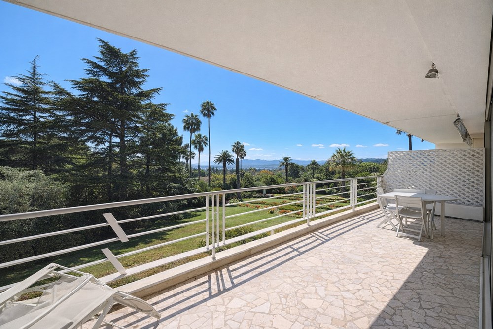 CANNES - APPARTEMENT - 100 M2 photo 2