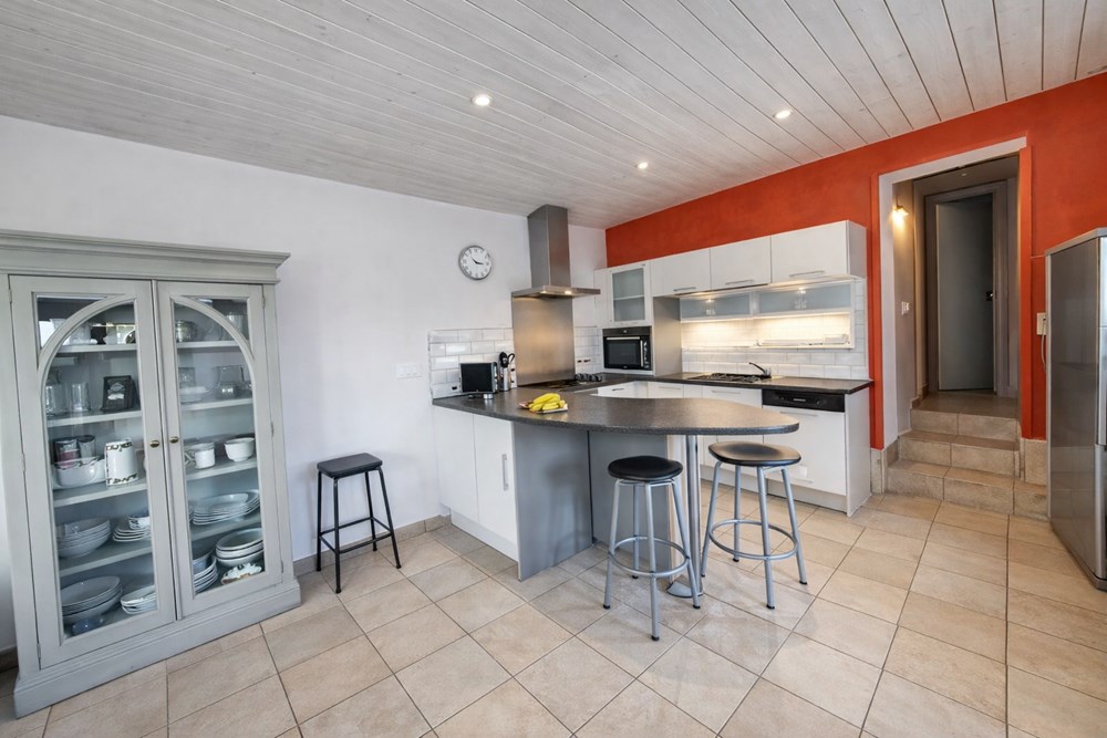 LANDERNEAU - MAISON - 150 M2 photo 5