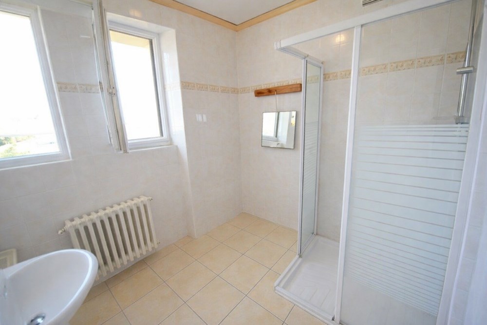 SAINT-RENAN - MAISON - 150 M2 photo 4