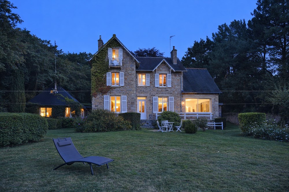 PLOUGASTEL-DAOULAS - MAISON - 500 M2