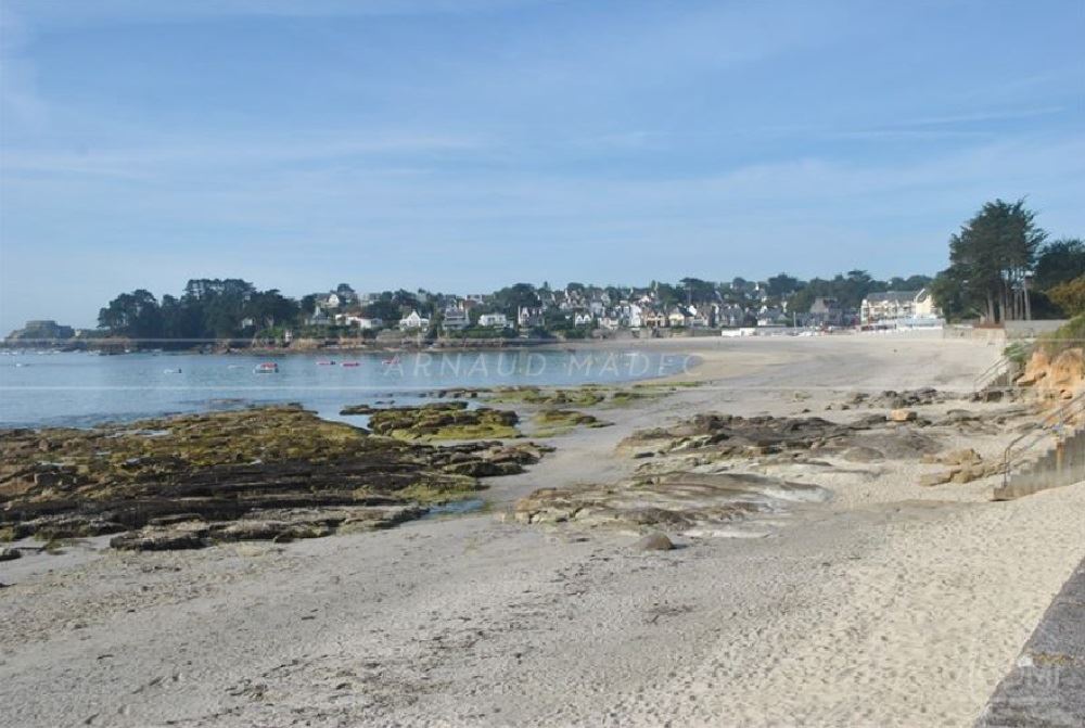 PLOUGONVELIN - MAISON - 250 M2