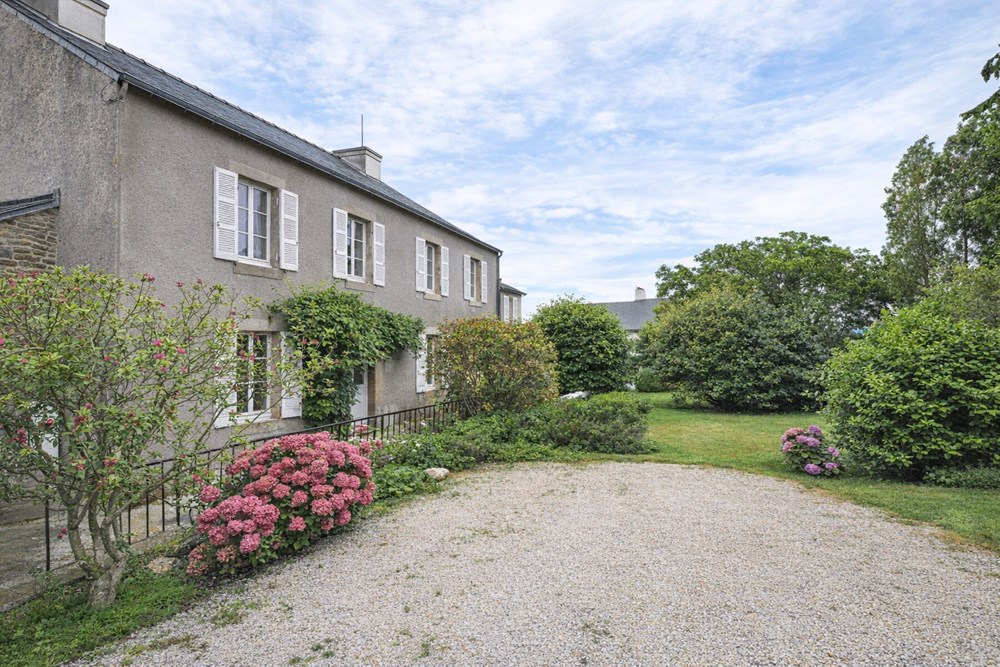 BREST - MAISON - 150 M2 - 6 PIECES