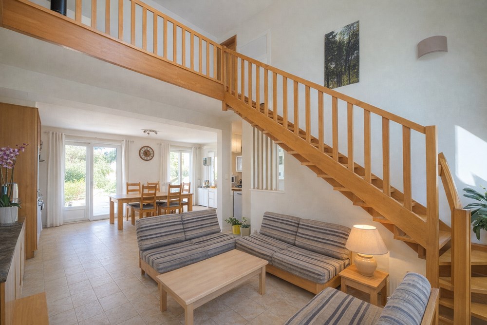 LOCMARIA-PLOUZANé - MAISON - 180 M2 photo 2