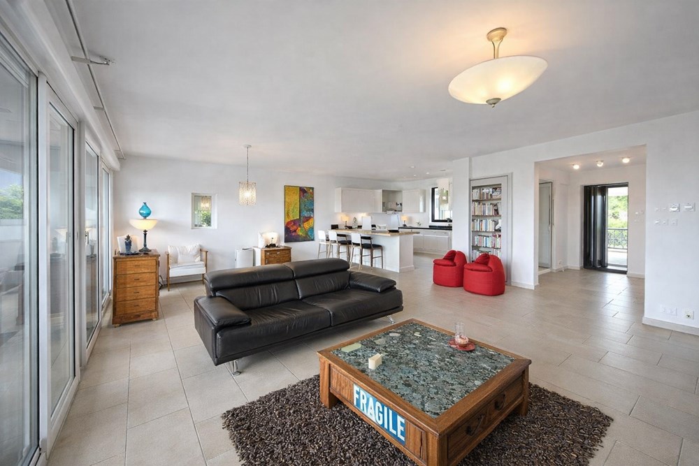 GUIPAVAS - APPARTEMENT - 100 M2 - 4 PIECES photo 4