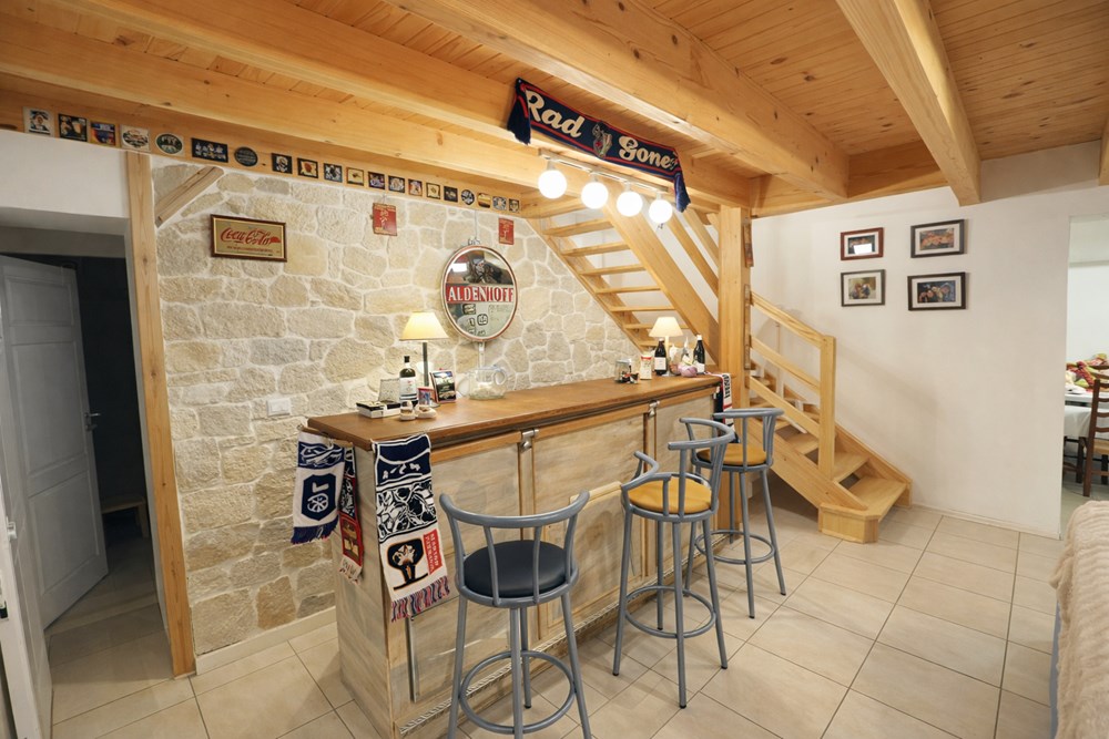 LE POIRé-SUR-VIE - MAISON - 200 M2 photo 4