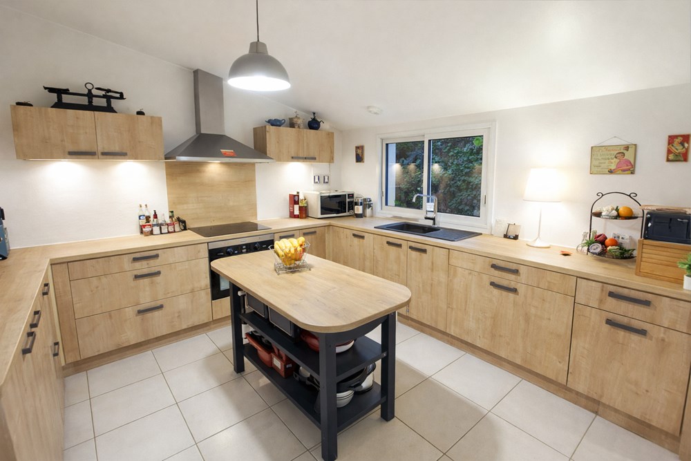 LE POIRé-SUR-VIE - MAISON - 200 M2 photo 2