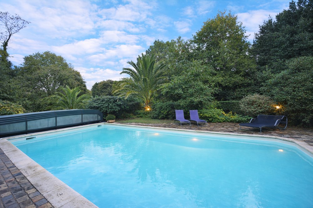 LOCMARIA-PLOUZANé - MAISON - 300 M2