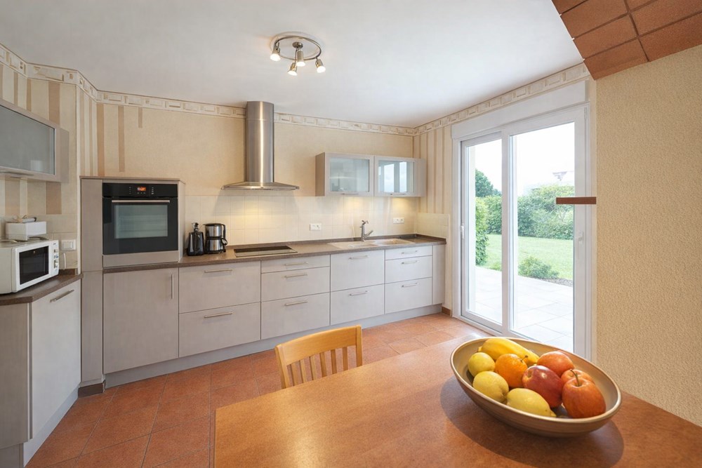 PLOUZANé - MAISON - 150 M2 photo 2