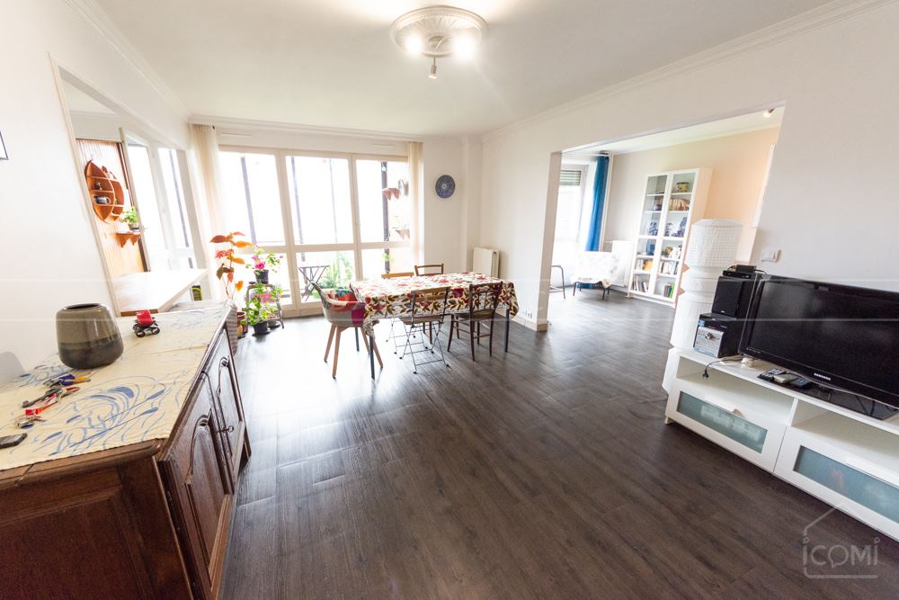 APPARTEMENT T4 78M² AVEC BALCON, CAVE, PARKING PRIVE, ASCENSEUR, FIBRE ET ESPACES VERTS photo 5