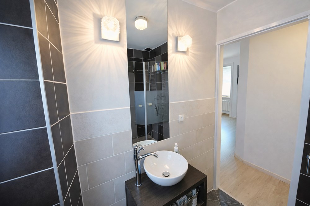 PLOUGONVELIN - APPARTEMENT - 63 M2 photo 5